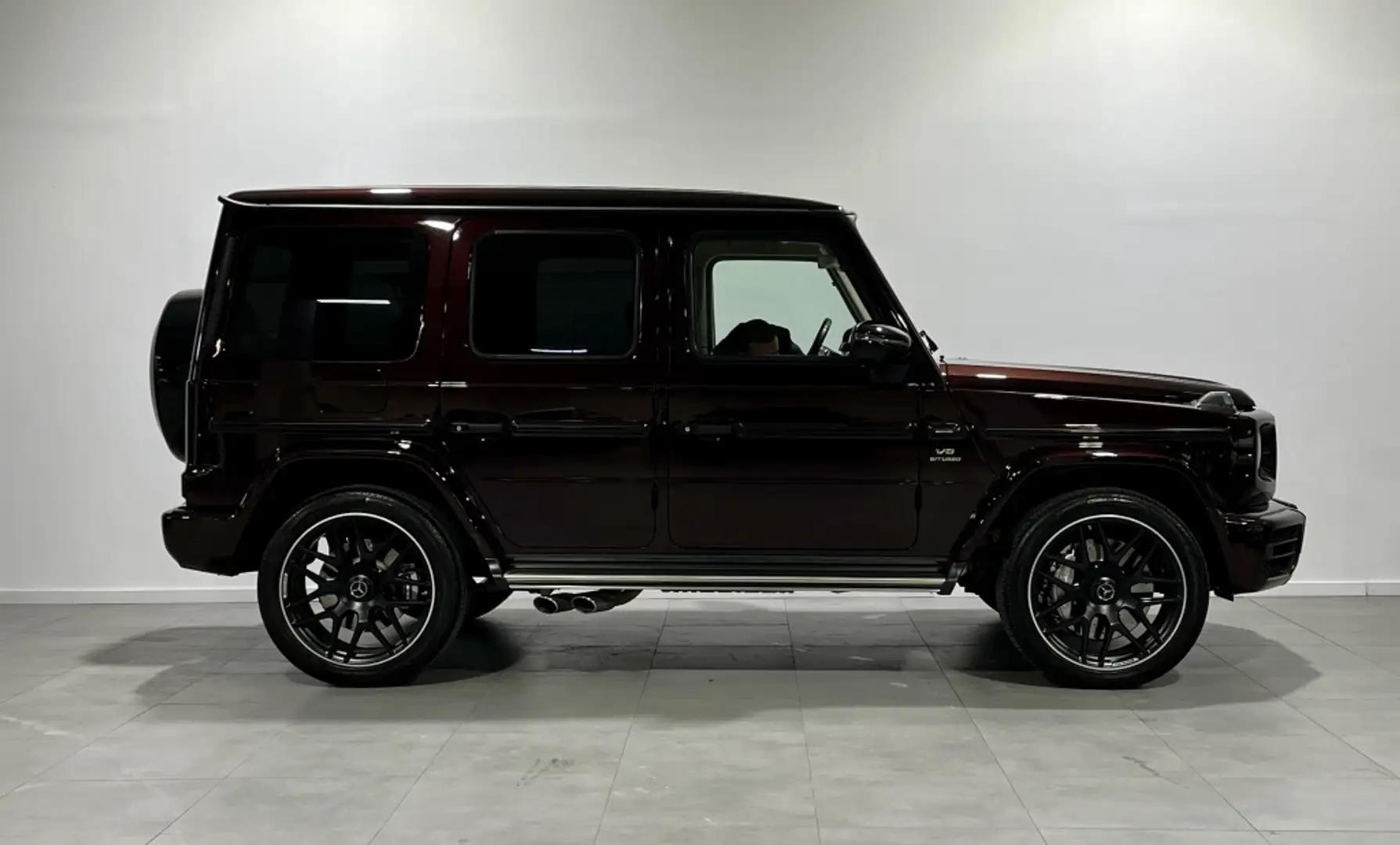 Mercedes-Benz G 63 AMG 4Matic 9G-Tronic Burdeos - 2