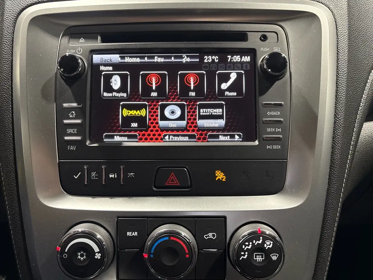 GMC Acadia снимка GMC Acadia