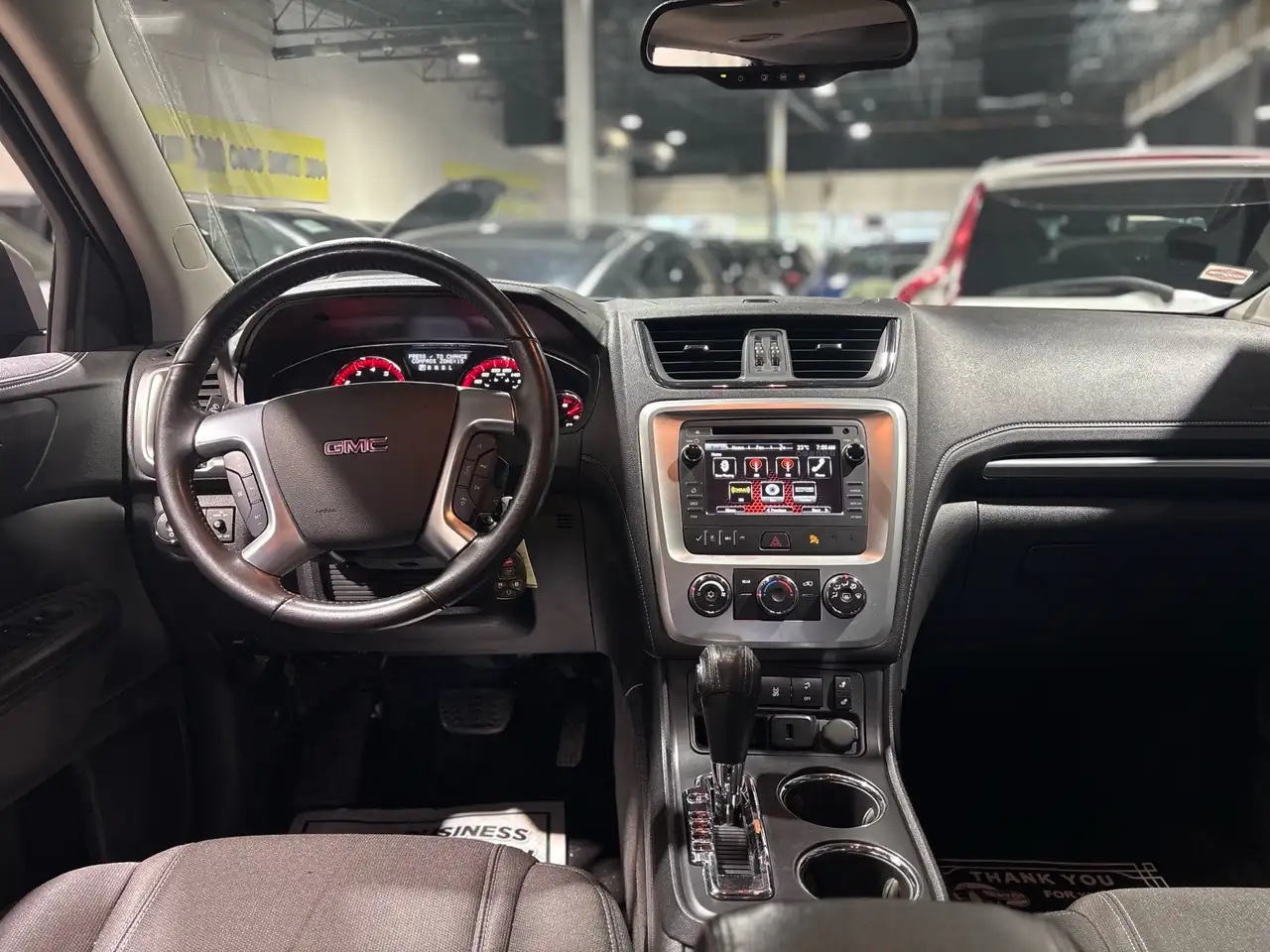 GMC Acadia снимка GMC Acadia