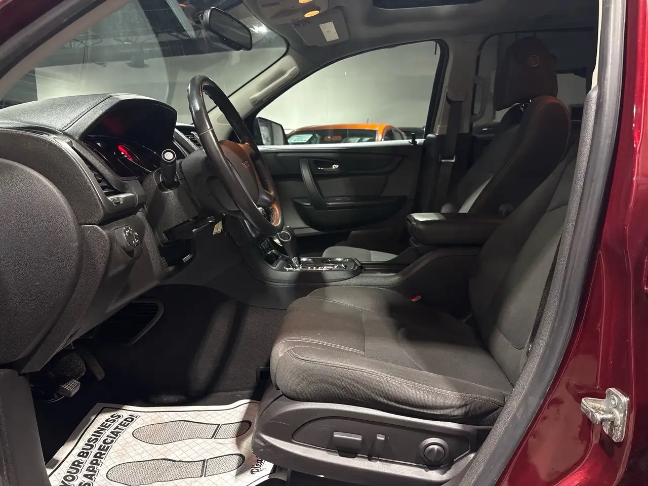 GMC Acadia снимка GMC Acadia