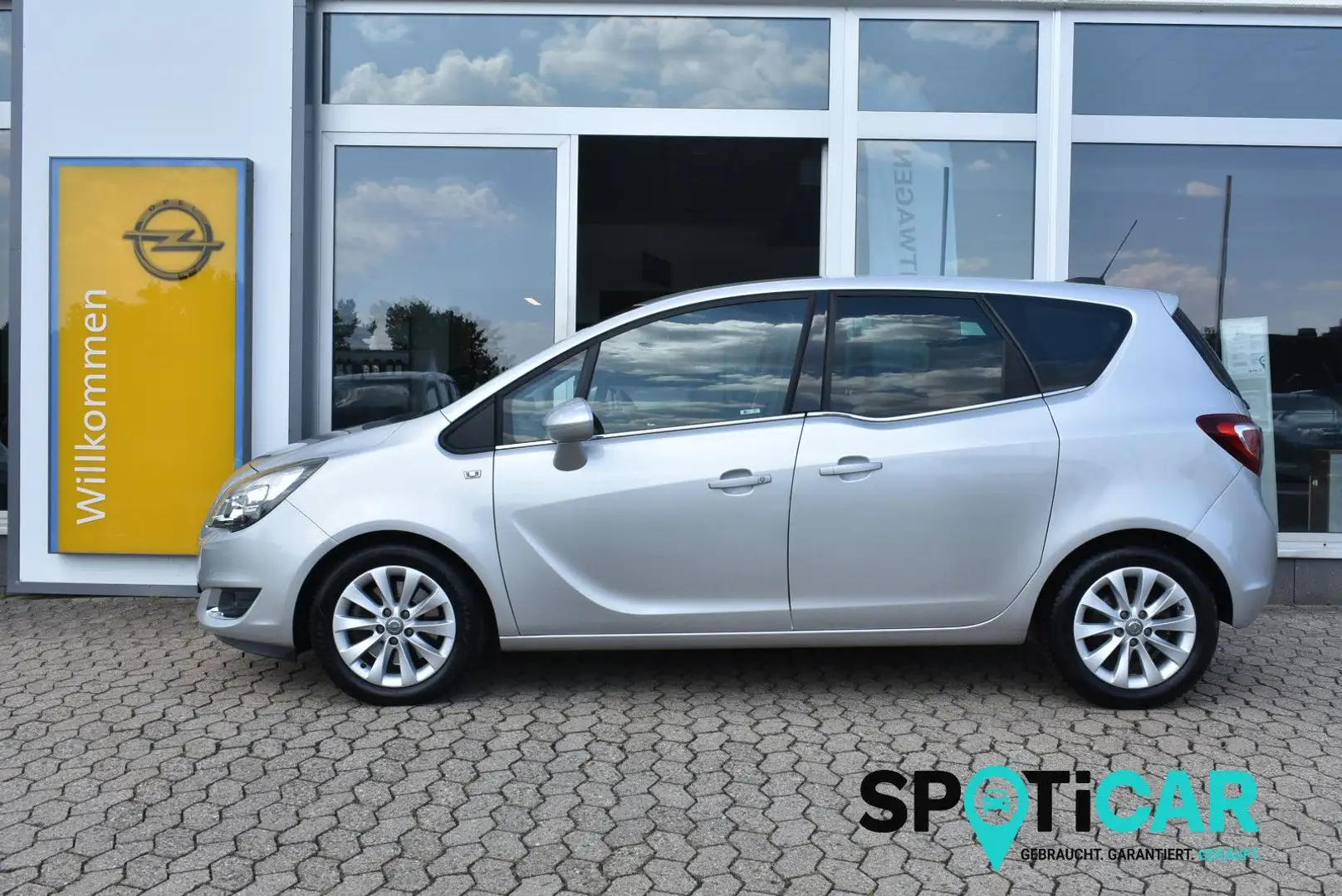 Opel Meriva B Innovation Aut. * Navi * AHK * Zilver - 1
