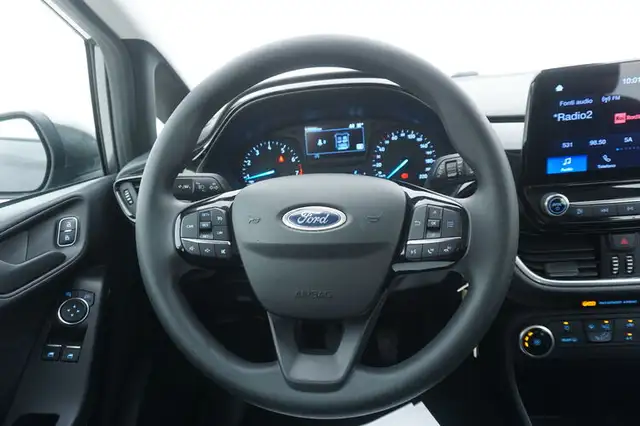 Ford Fiesta view 11