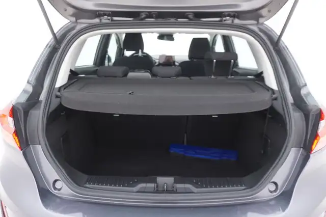 Ford Fiesta view 14