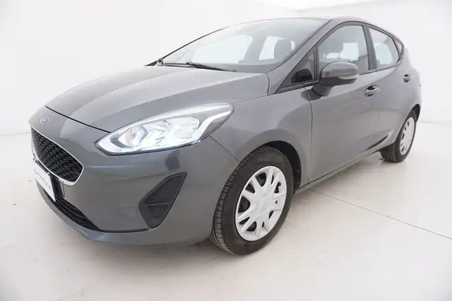 Ford Fiesta view 9