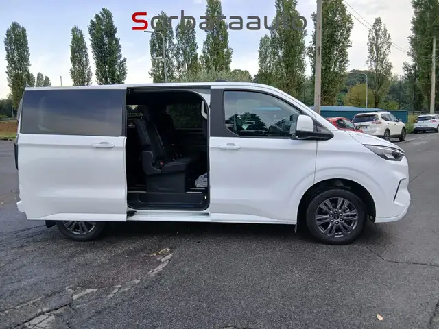 Ford Tourneo Custom view 7