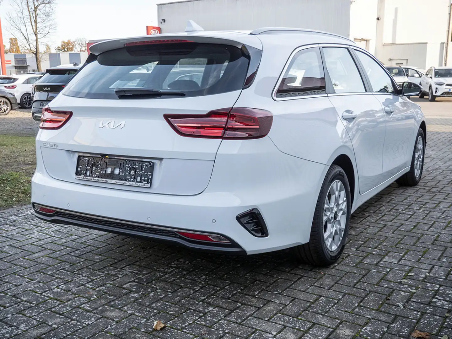 Kia Ceed / cee'd Weiß - 2