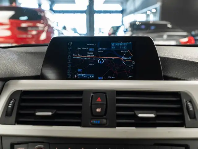 BMW 4 Series view 9