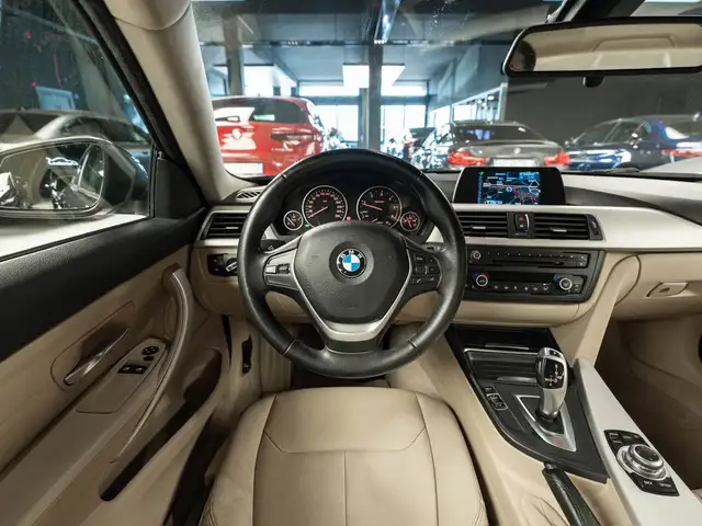 BMW 4 Series view 7
