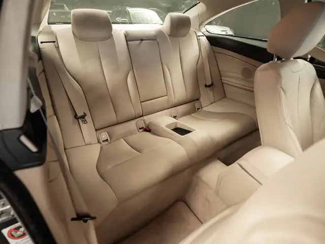 BMW 4 Series view 16