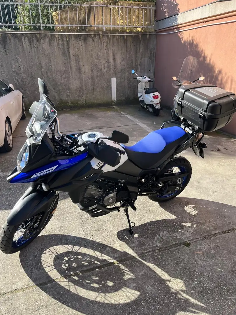 Suzuki V-Strom 650 XT Bleu - 2