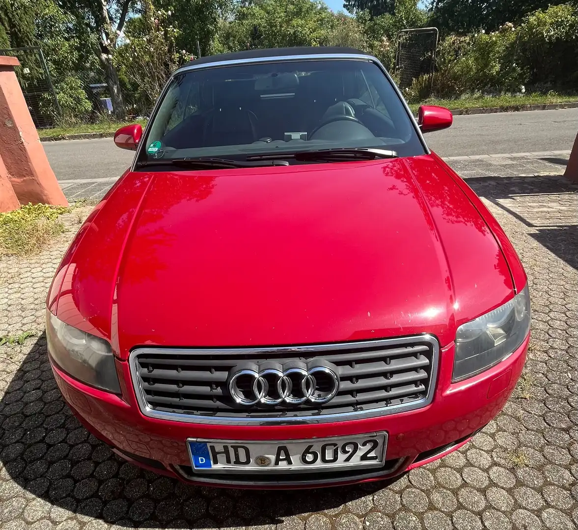 Audi A4 A4 Cabriolet 2.4 Rot - 1