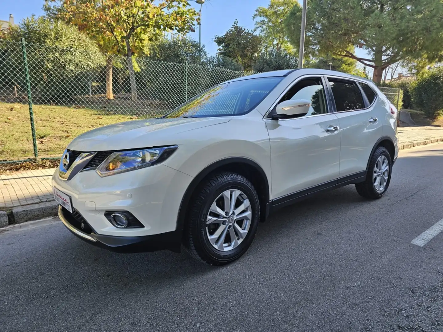 Nissan X-Trail 1.6 dCi Acenta 4x4-i Blanc - 2