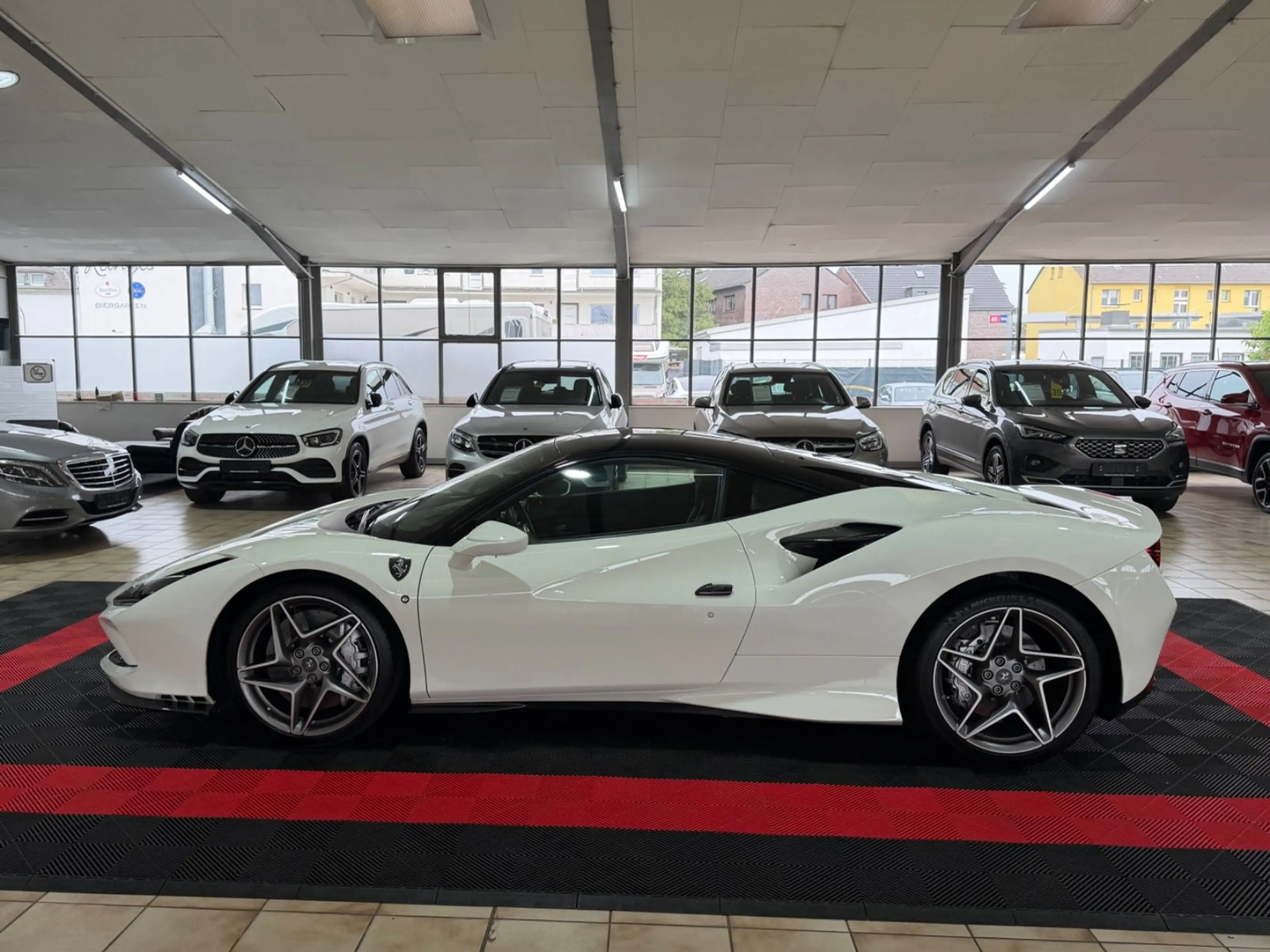 Ferrari F8 Carbon Paket/JBL/Lift — photo 9