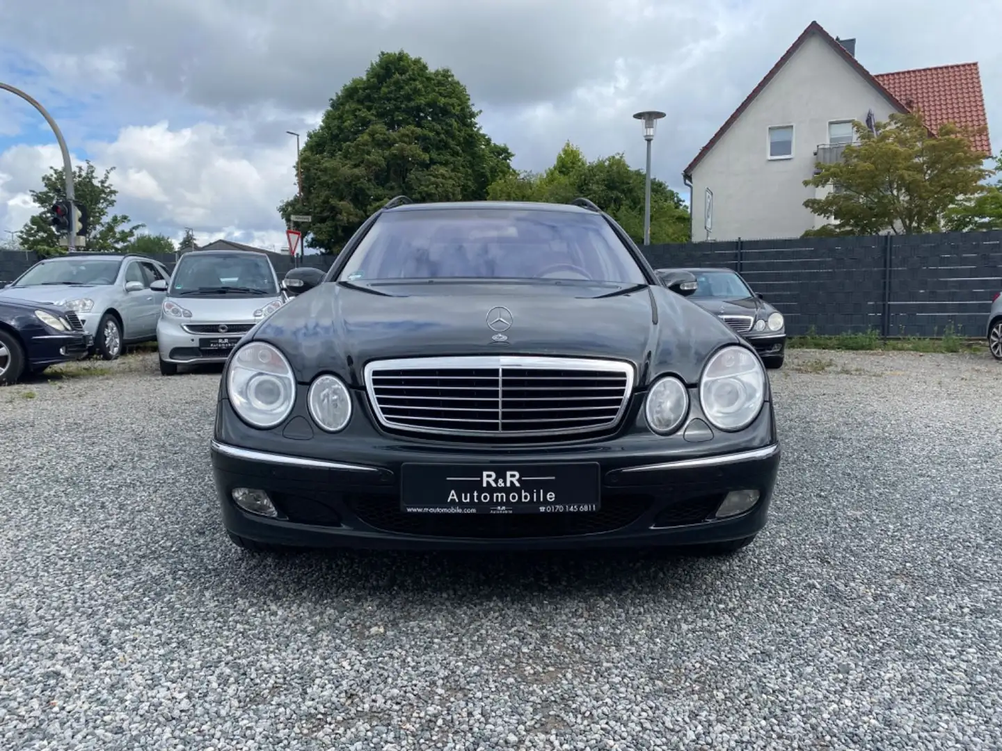 Mercedes-Benz E 500 T Elegance BiXenon Standheizung Memory PDC Negro - 2
