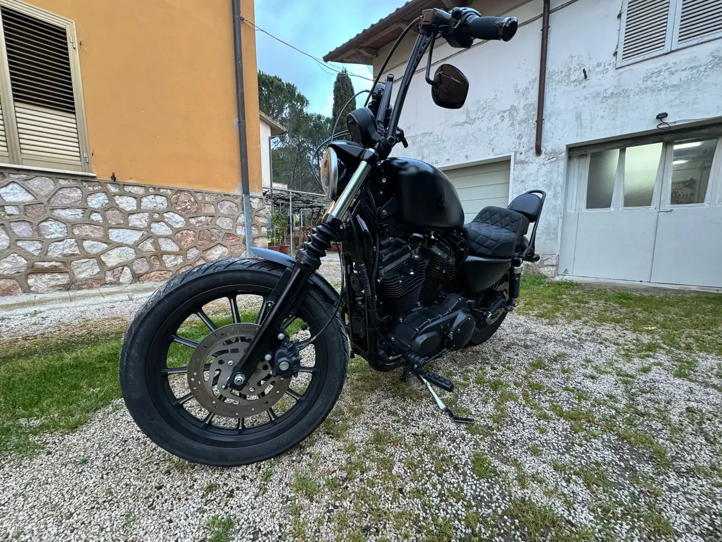 Harley-Davidson Sportster XL 883 Sportster XL 883N Iron Fekete - 1