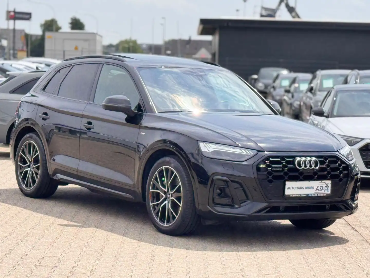 Audi Q5 50 TDI quattro S line Schwarz - 2