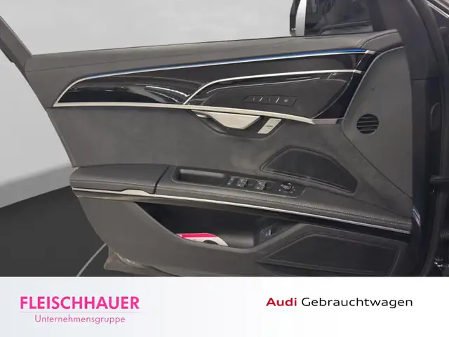 Audi A8 view 13
