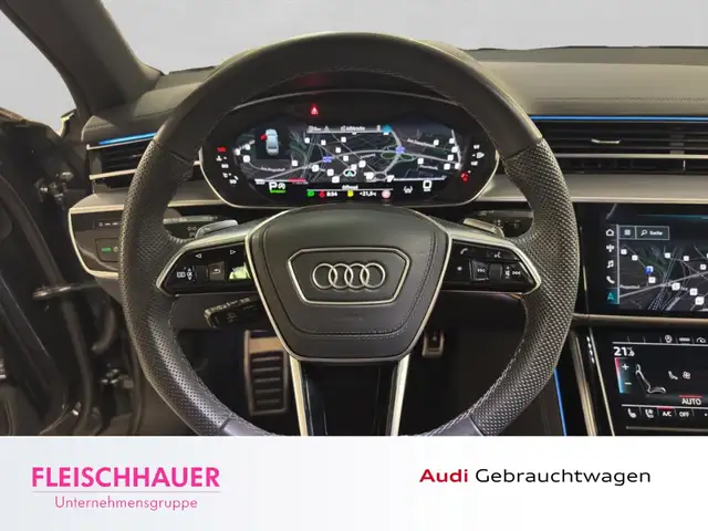 Audi A8 view 11
