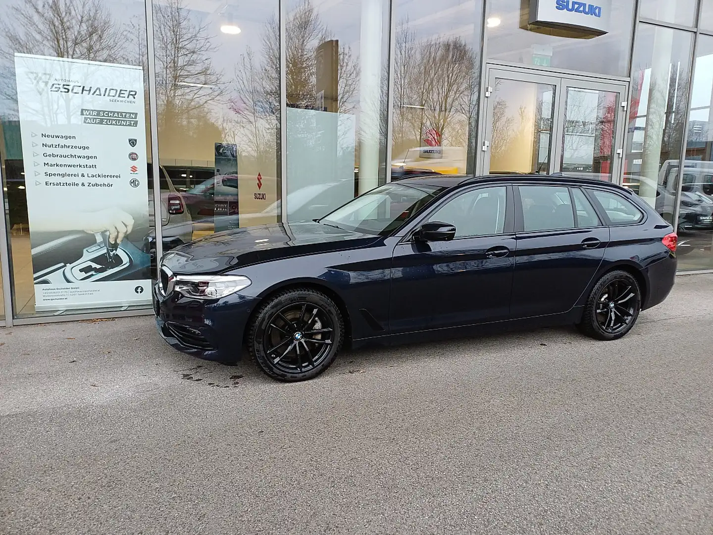 BMW 530 d xDrive Touring Aut. Blau - 1