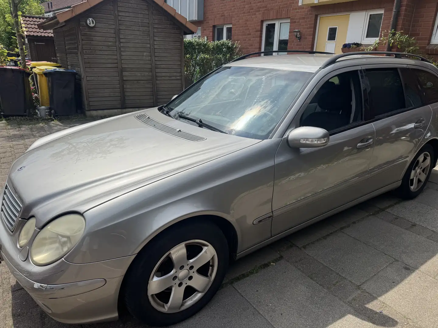 Mercedes-Benz E 220 Classic TÜV 12/2025 AHK - 2