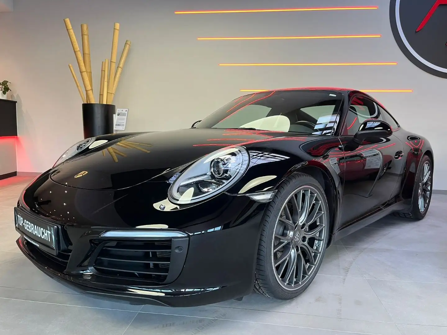 Porsche 911 (991.2) Carrera 3.0 Coupe*RS-Spyder 20"*PDC* Schwarz - 1