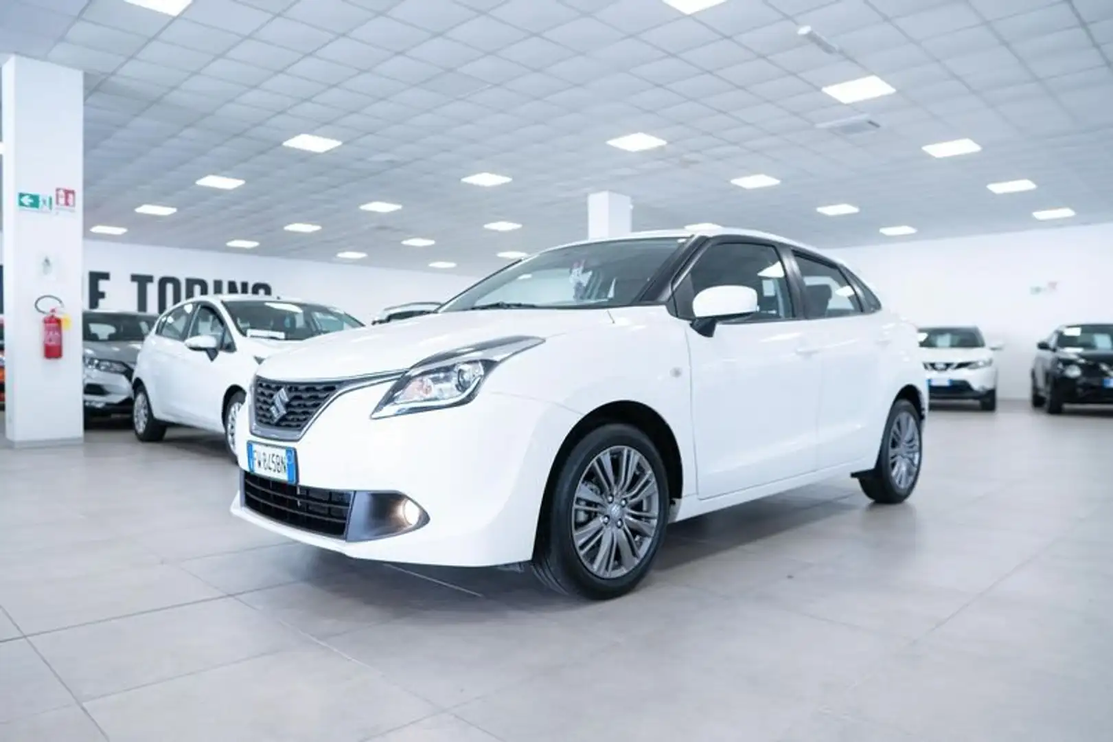 Suzuki Baleno 1.2 VVT Dualjet B-Top 90CV Alb - 1