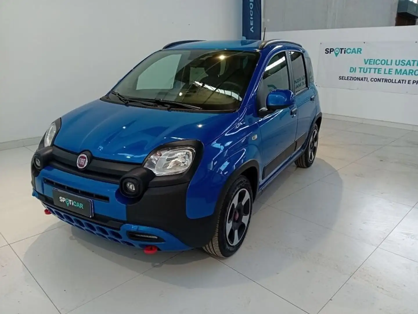 Fiat Panda 1.0 FireFly S&S Hybrid City Cross Blauw - 1