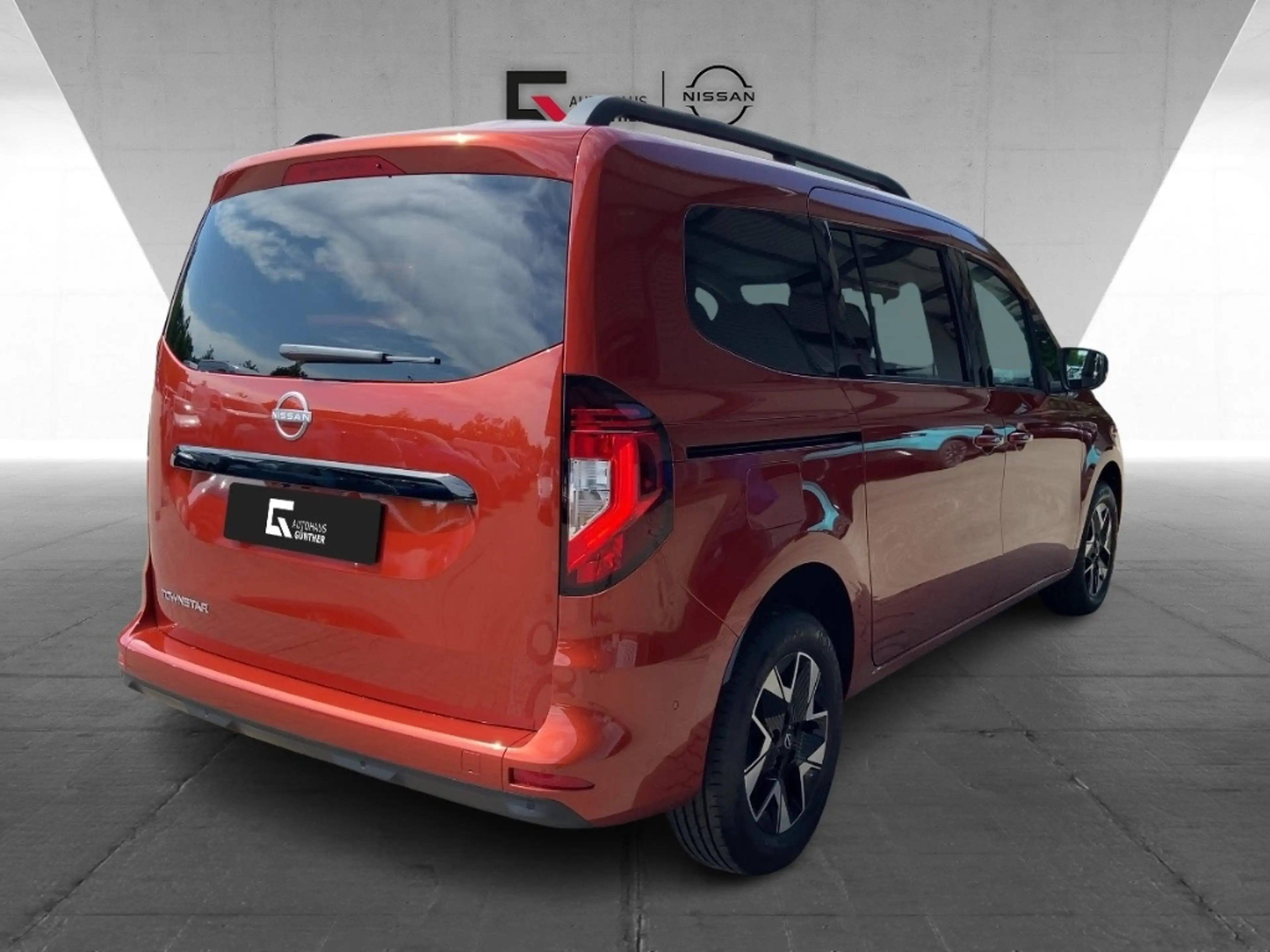 Nissan Townstar TEKNA Kbi-7 L2 130PS Autom. Winter/360°/Navi/Carpl — photo 4