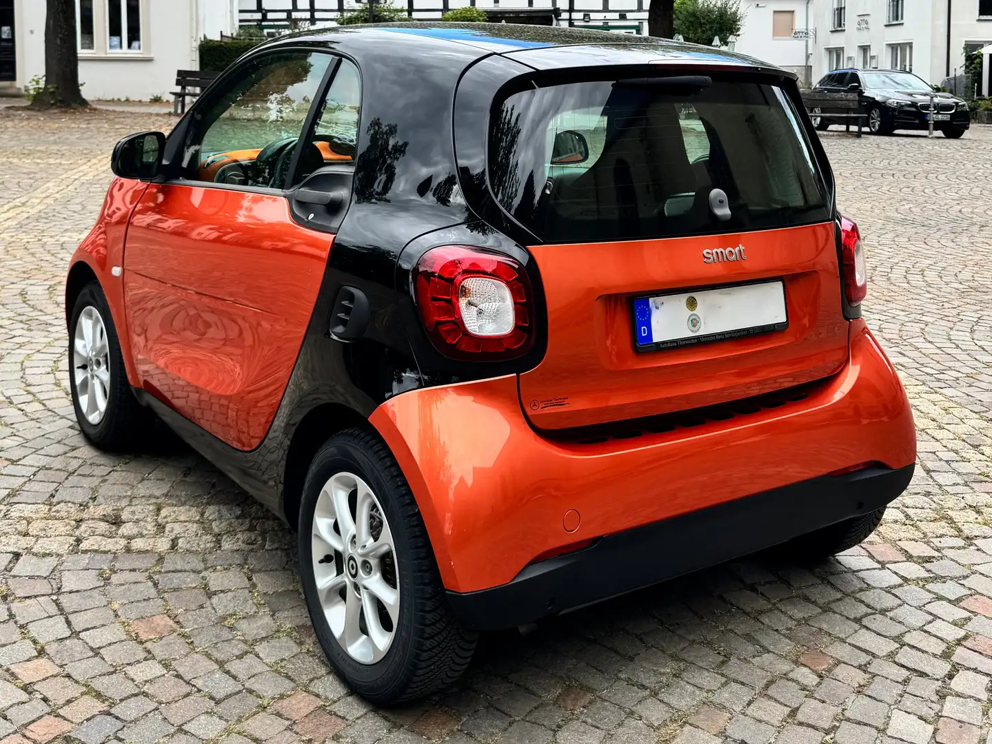 smart forTwo smart fortwo coupe passion / Ganzjahresreifen Orange - 2