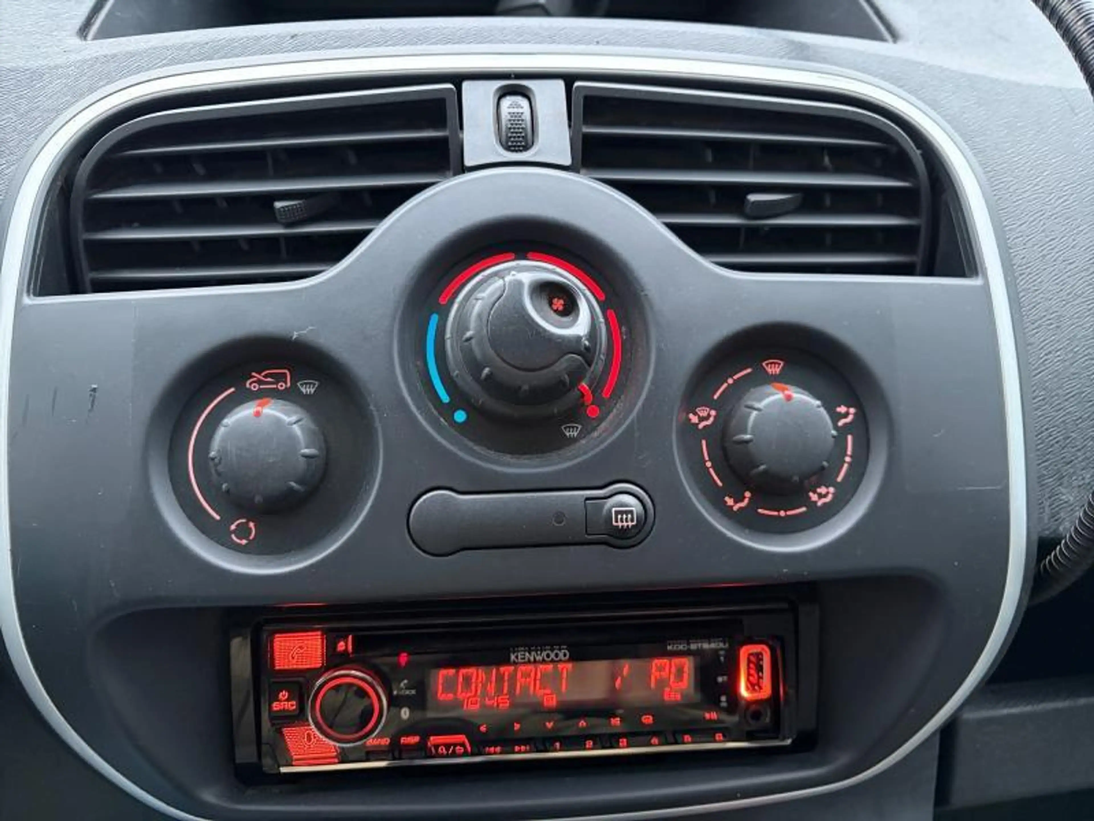 Renault Kangoo long chassis 1.5 dci 90cv 2pl. blanc 10/16 long ch — photo 9