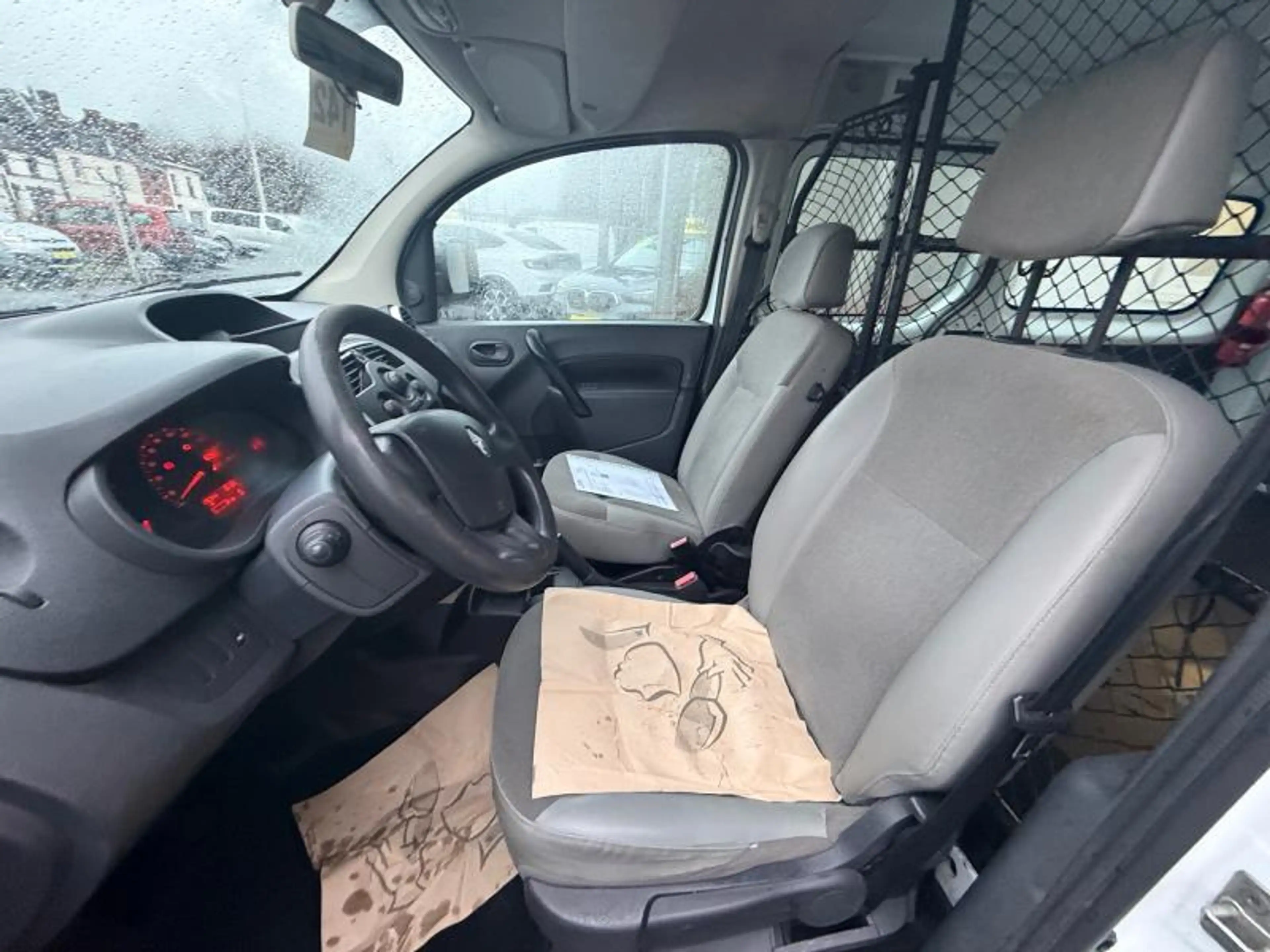 Renault Kangoo long chassis 1.5 dci 90cv 2pl. blanc 10/16 long ch — photo 8