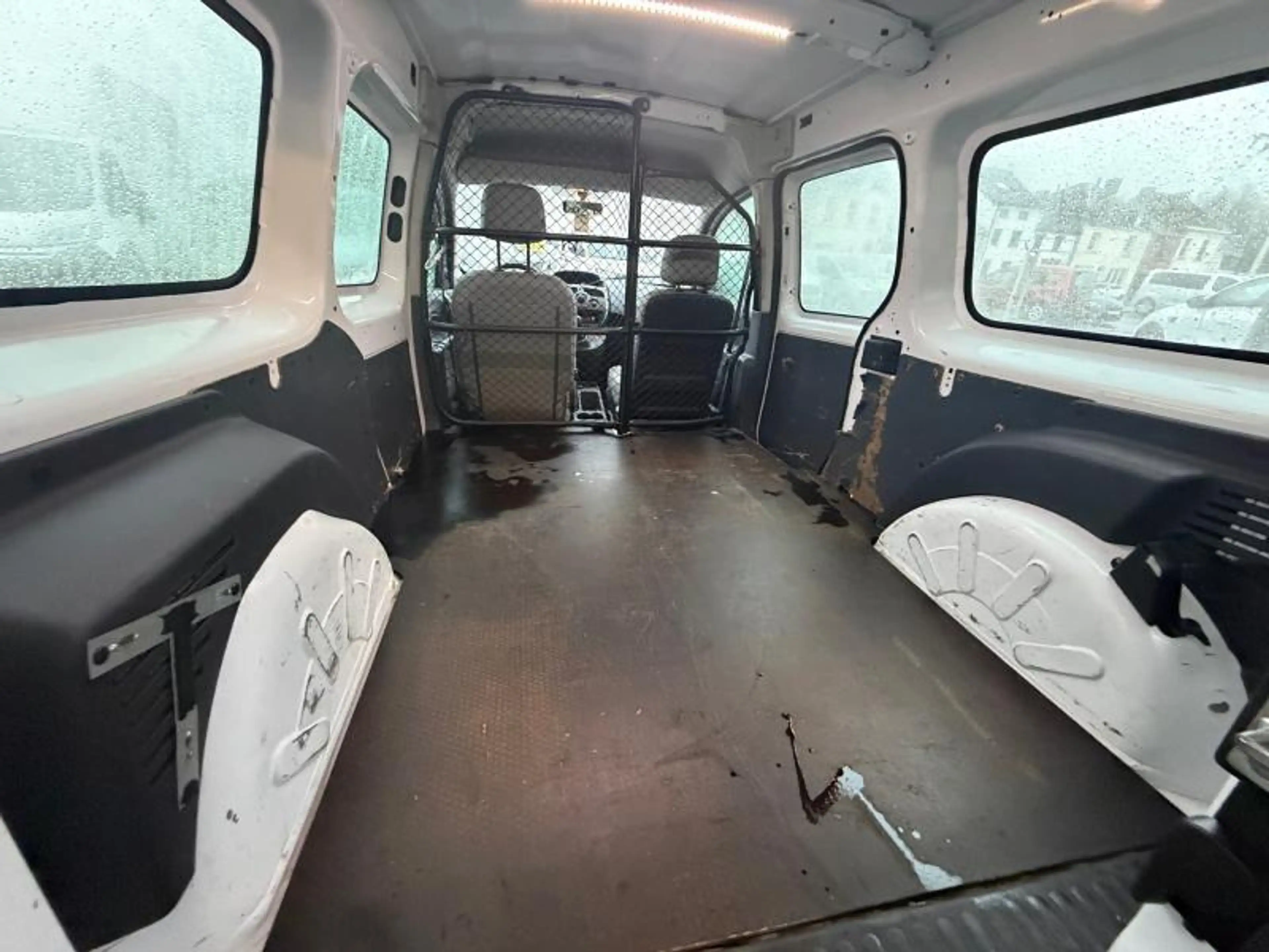 Renault Kangoo long chassis 1.5 dci 90cv 2pl. blanc 10/16 long ch — photo 7
