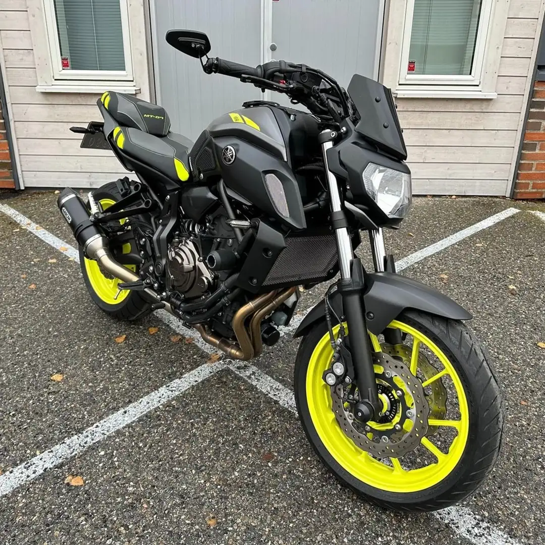 Yamaha MT-07 Negru - 2