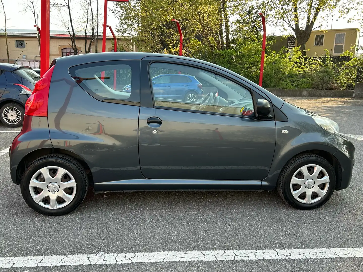 Peugeot 107 1.0 12v Allure (sweet years) 3p FL - 2