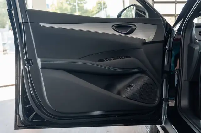 BYD Seal 6 view 13