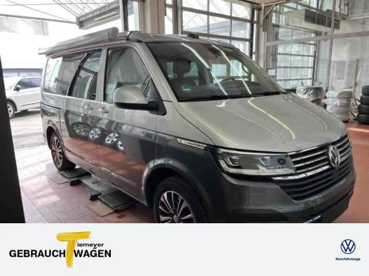 Volkswagen T6.1 California BEACH STHZG AHK MARKISE eSITZE 7 Srebrny - 1
