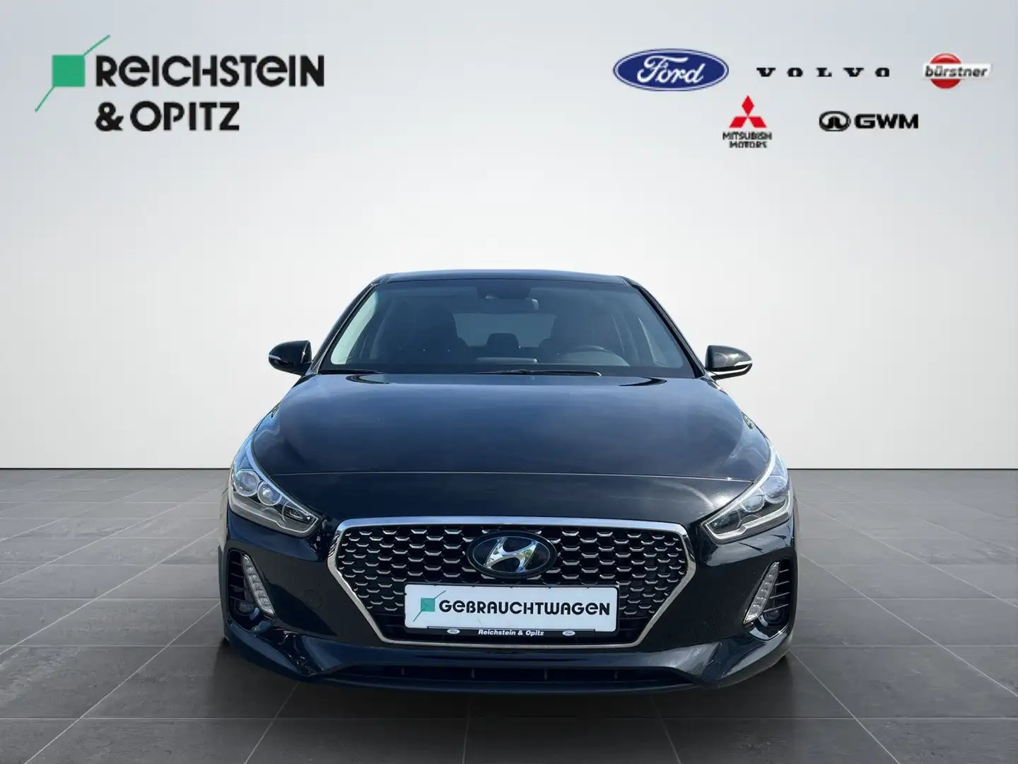 Hyundai i30 Intro 1.0l T-GDI/DAB/RFK/Klima/Navi/SitzHZ Zwart - 2