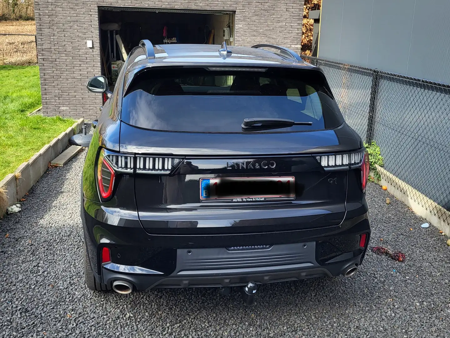 Lynk & Co 01 01 PHEV Noir - 2