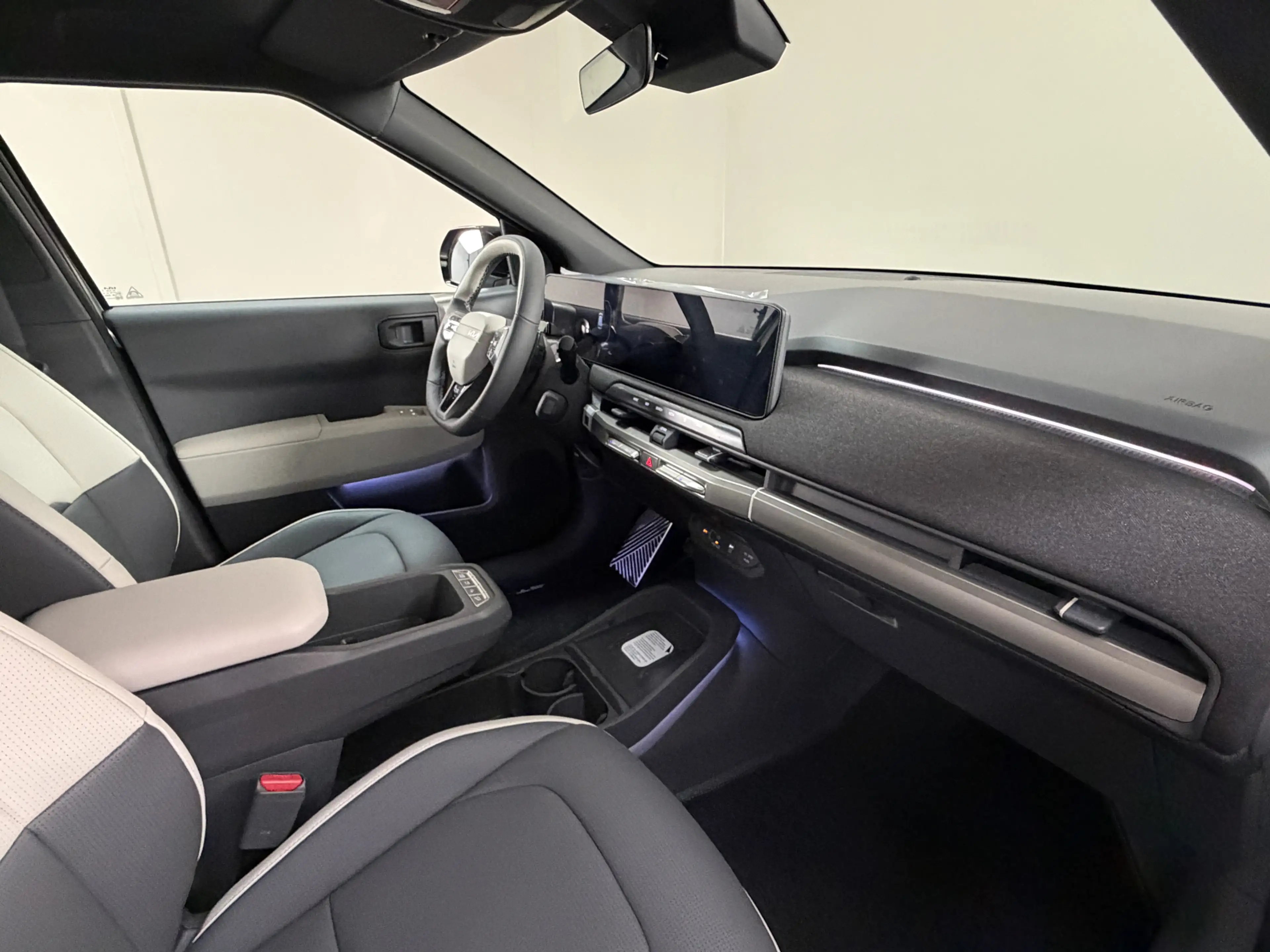 Kia EV3 GT-PlusLine 81.4 kWh 204 PK direct leverbaar en ri — photo 11