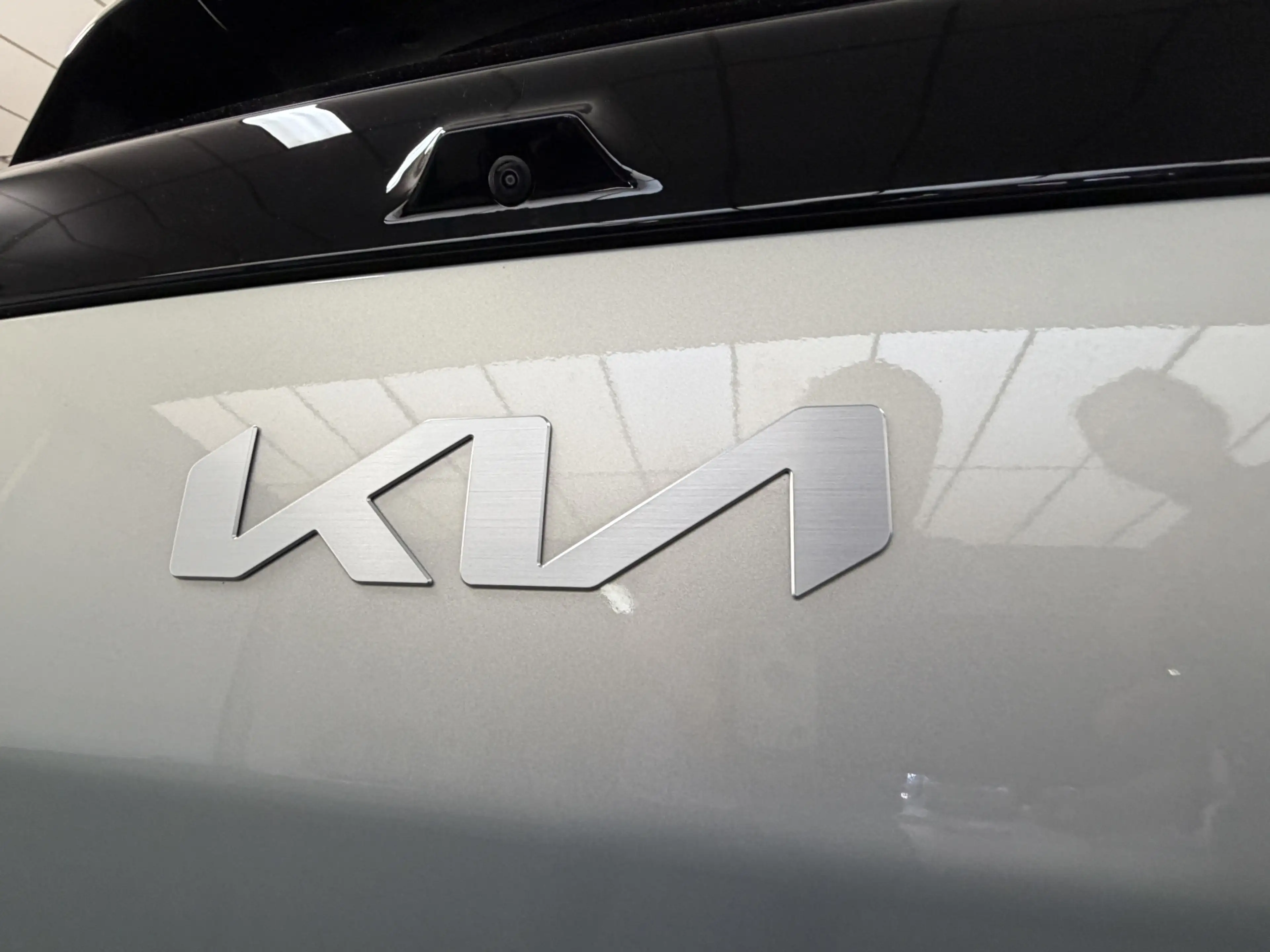 Kia EV3 GT-PlusLine 81.4 kWh 204 PK direct leverbaar en ri — photo 44