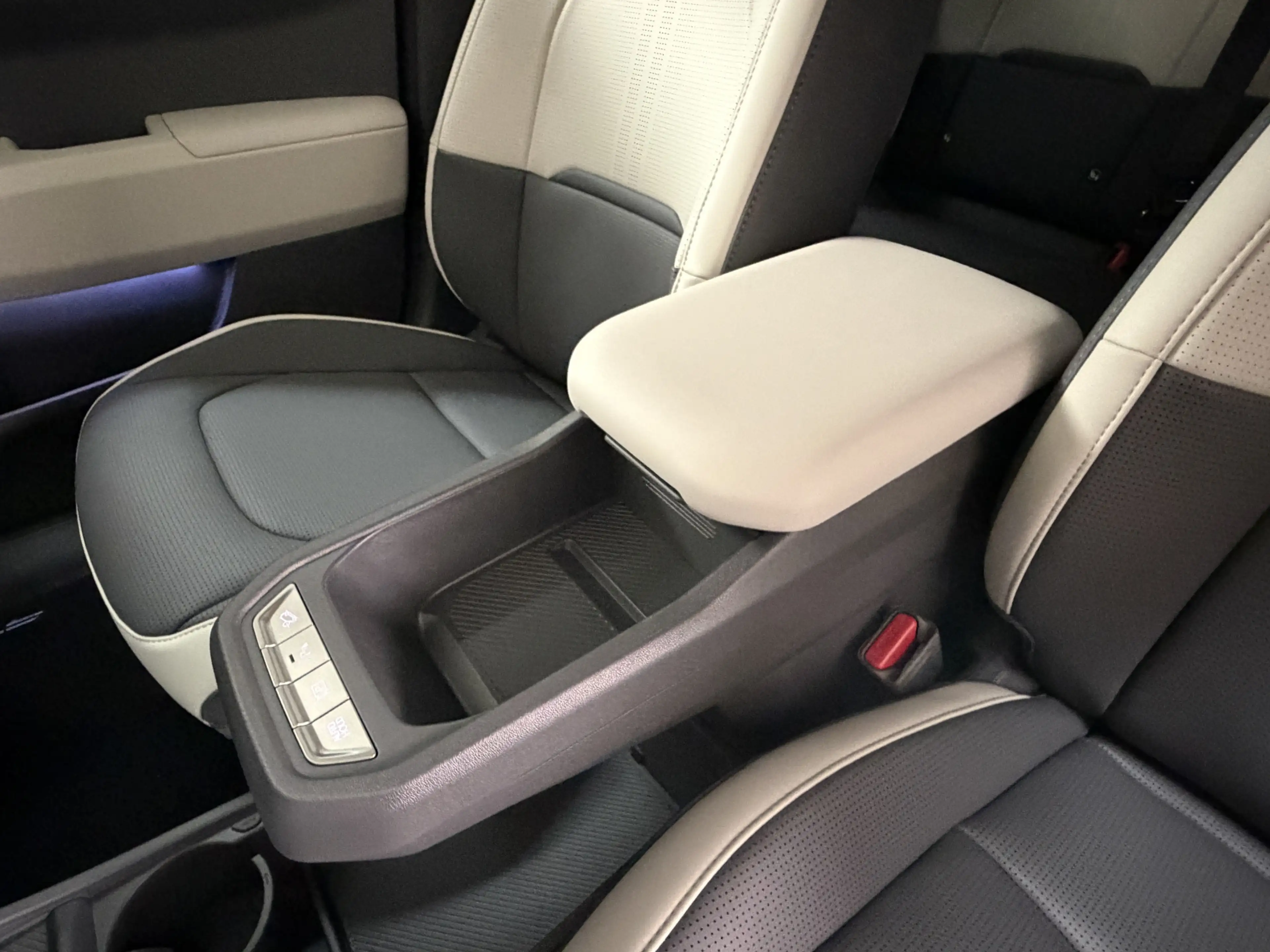 Kia EV3 GT-PlusLine 81.4 kWh 204 PK direct leverbaar en ri — photo 30