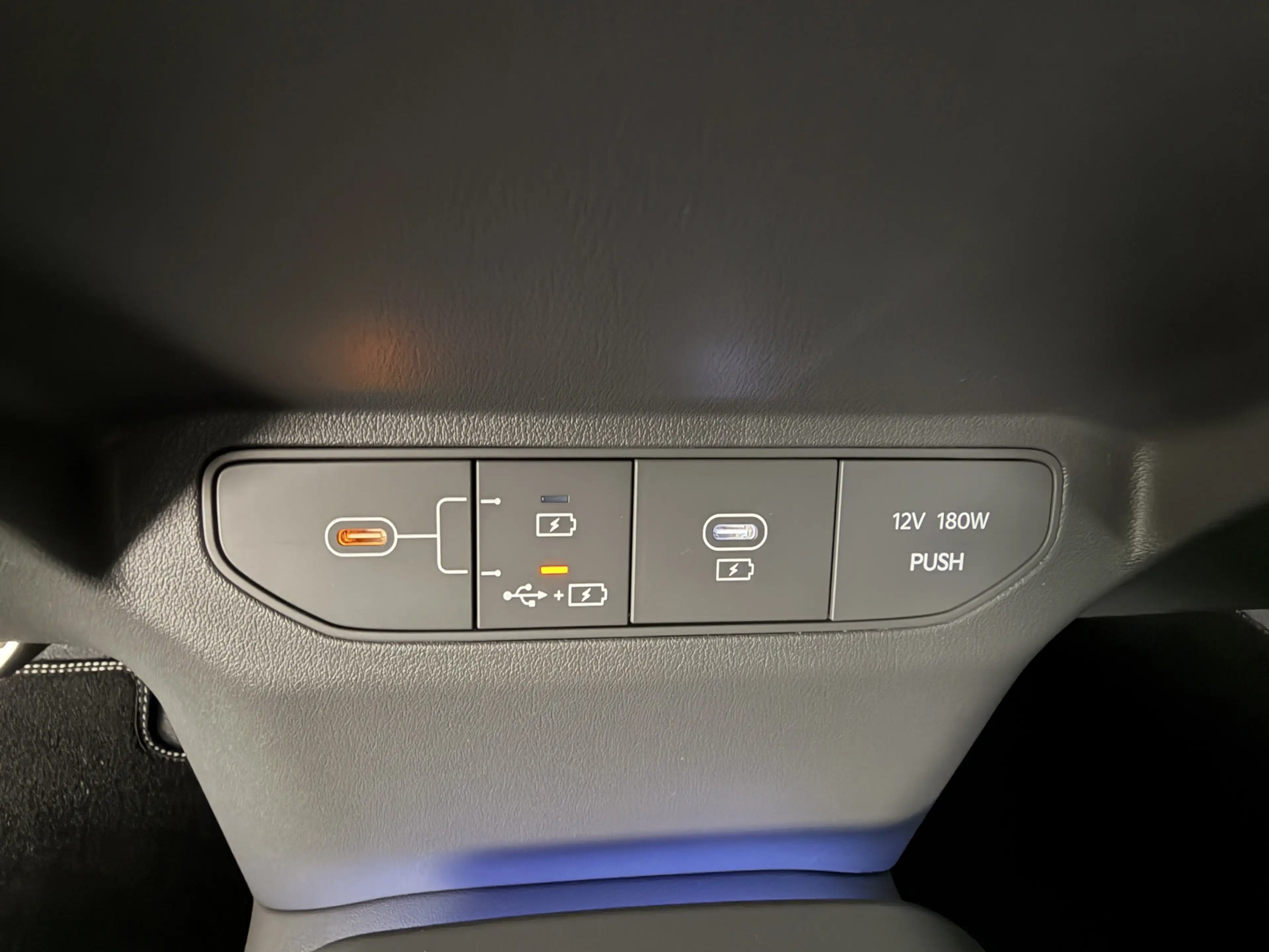 Kia EV3 GT-PlusLine 81.4 kWh 204 PK direct leverbaar en ri — photo 27