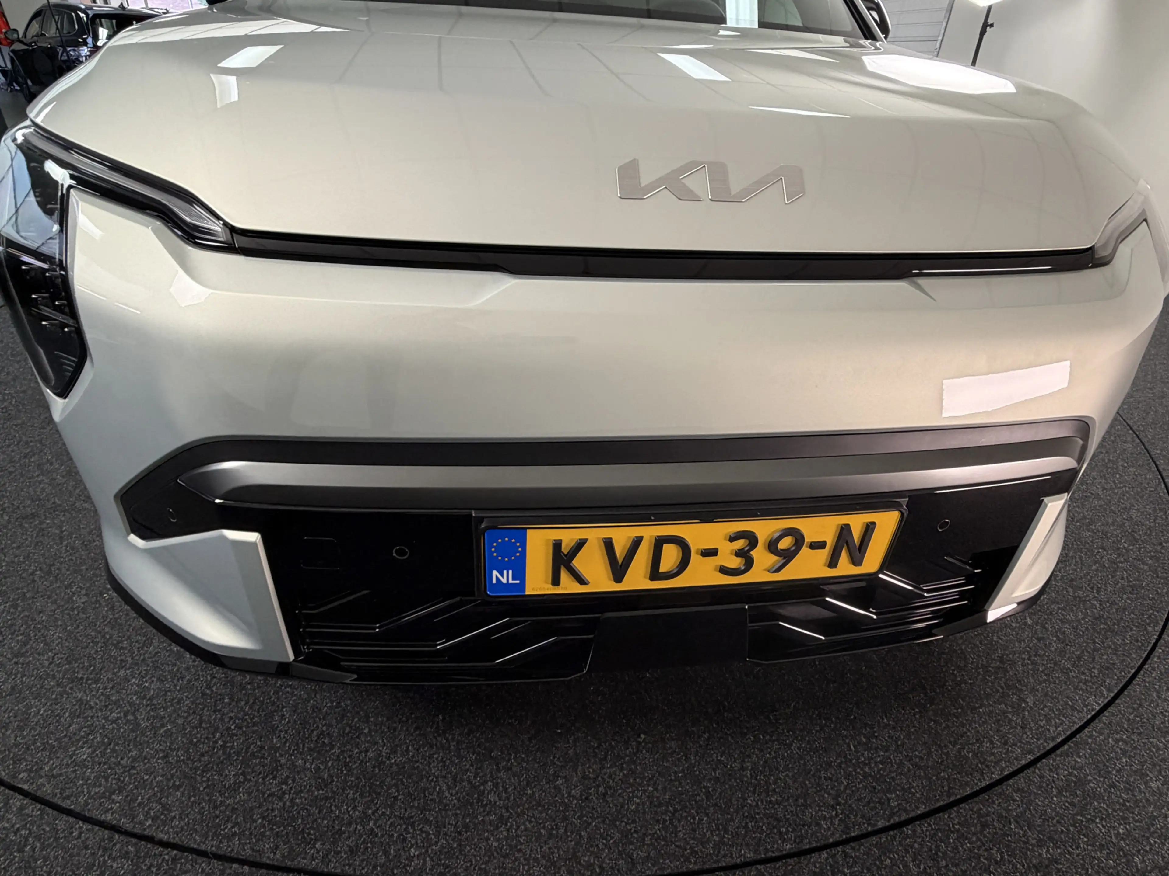 Kia EV3 GT-PlusLine 81.4 kWh 204 PK direct leverbaar en ri — photo 46