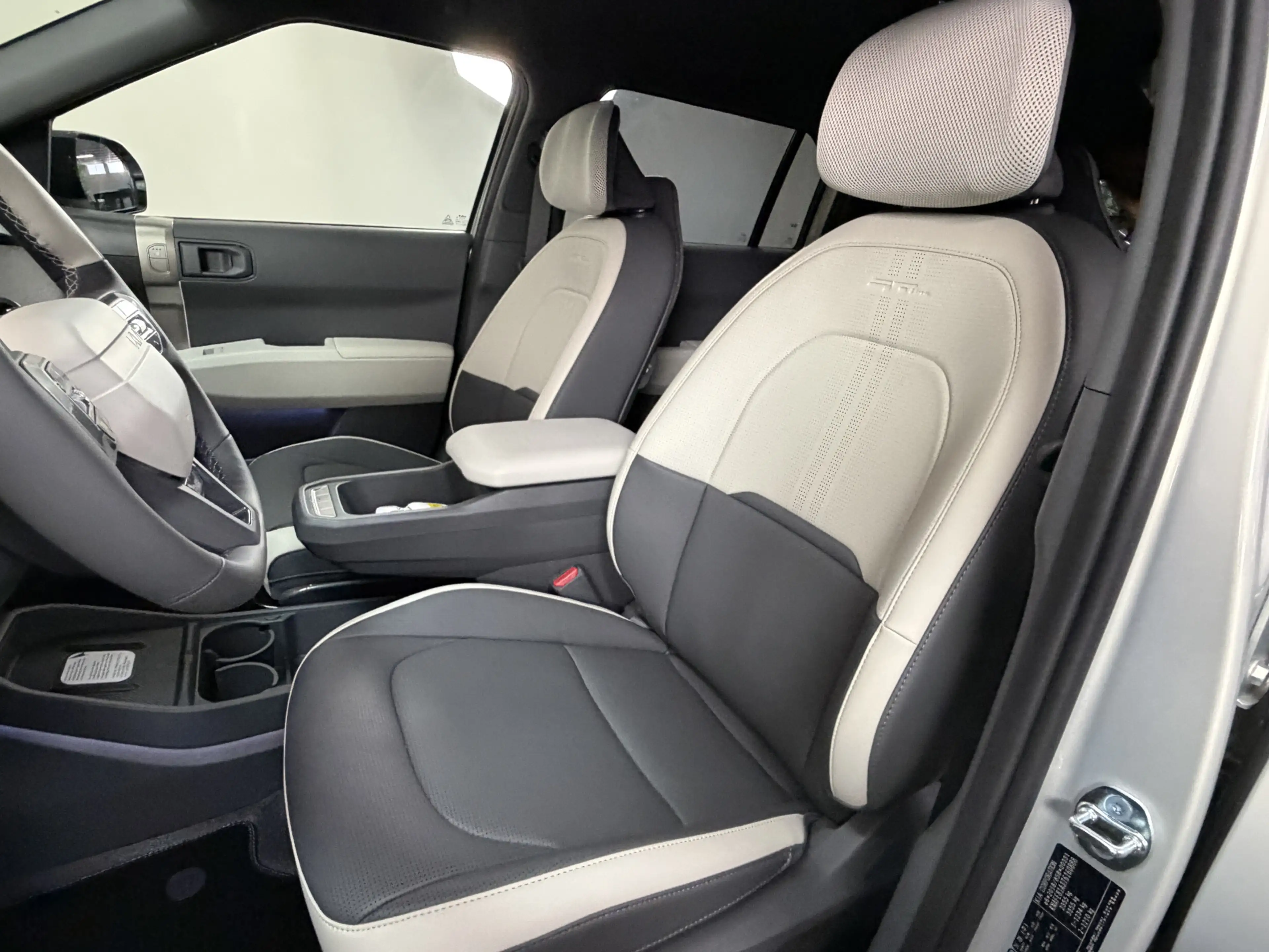 Kia EV3 GT-PlusLine 81.4 kWh 204 PK direct leverbaar en ri — photo 7