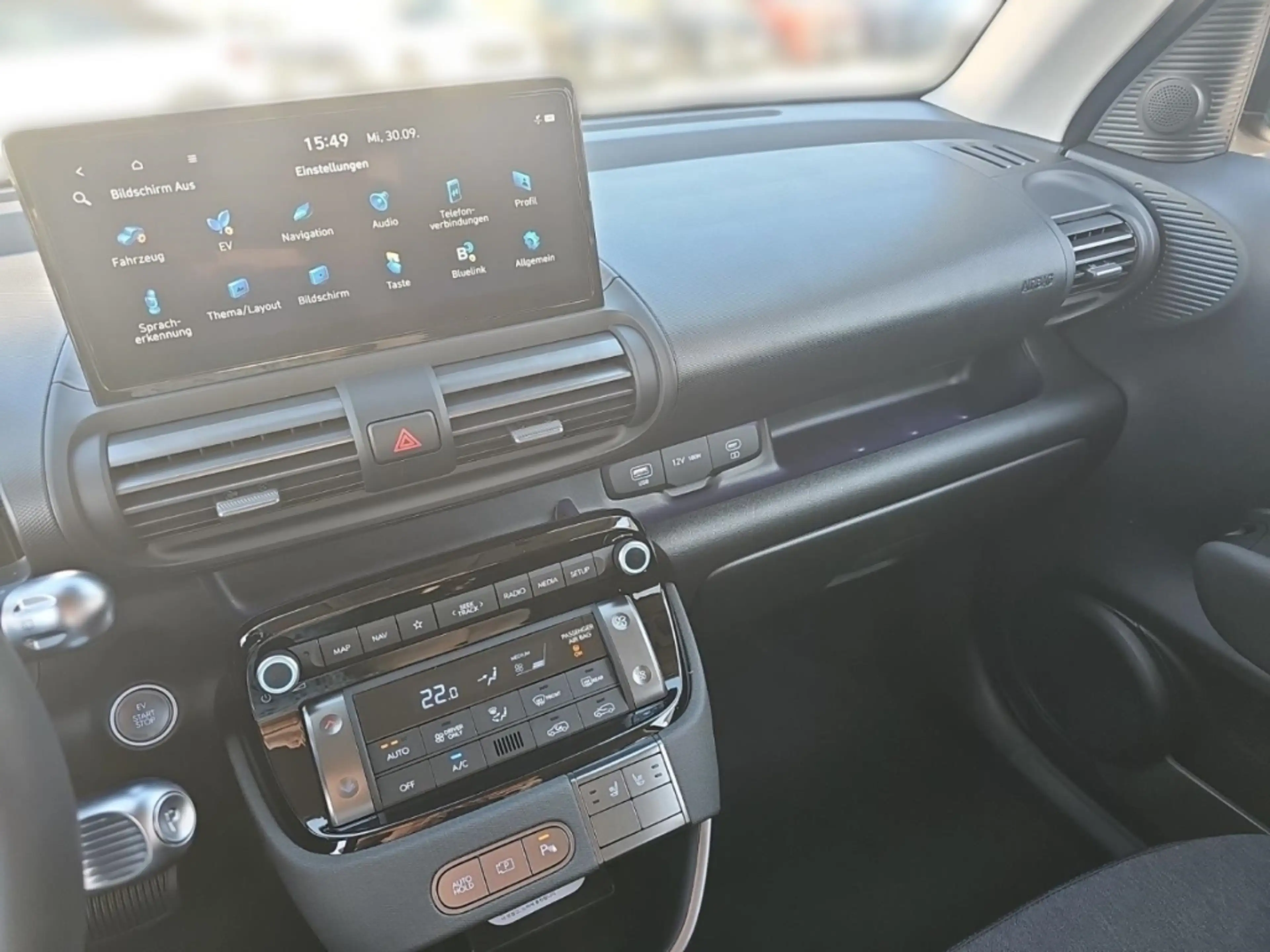 Hyundai Inster 49 kWh Prime Voll-LED Totwinkelass. Navi — photo 9