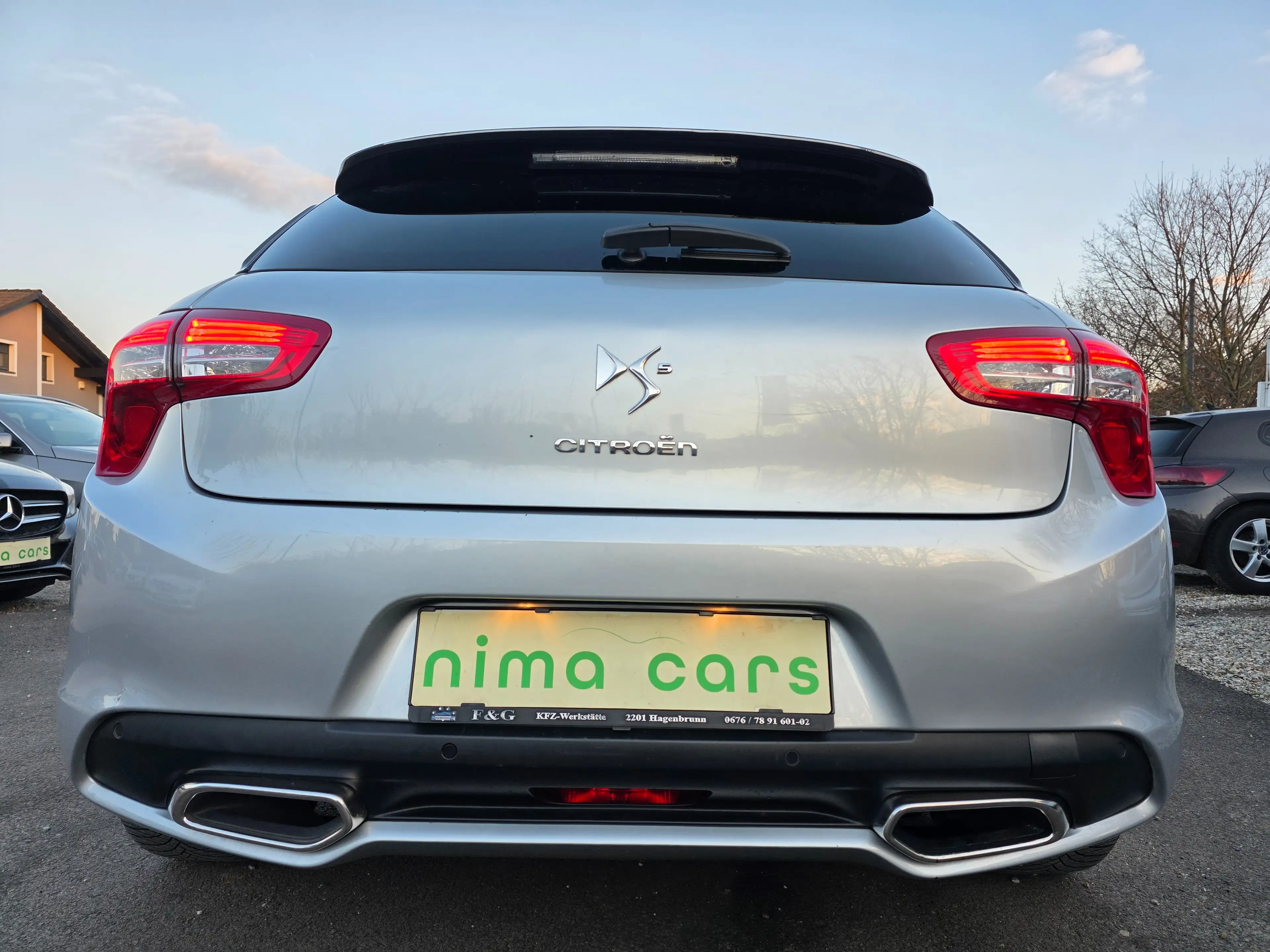 Citroen DS5 Automatik / Panoramadach / Pickerl bei Scania — photo 11