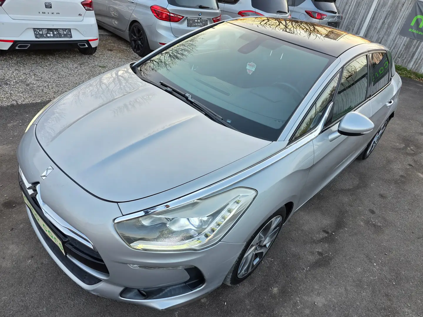 Citroen DS5 Automatik / Panoramadach / Pickerl bei Scania Silber - 2