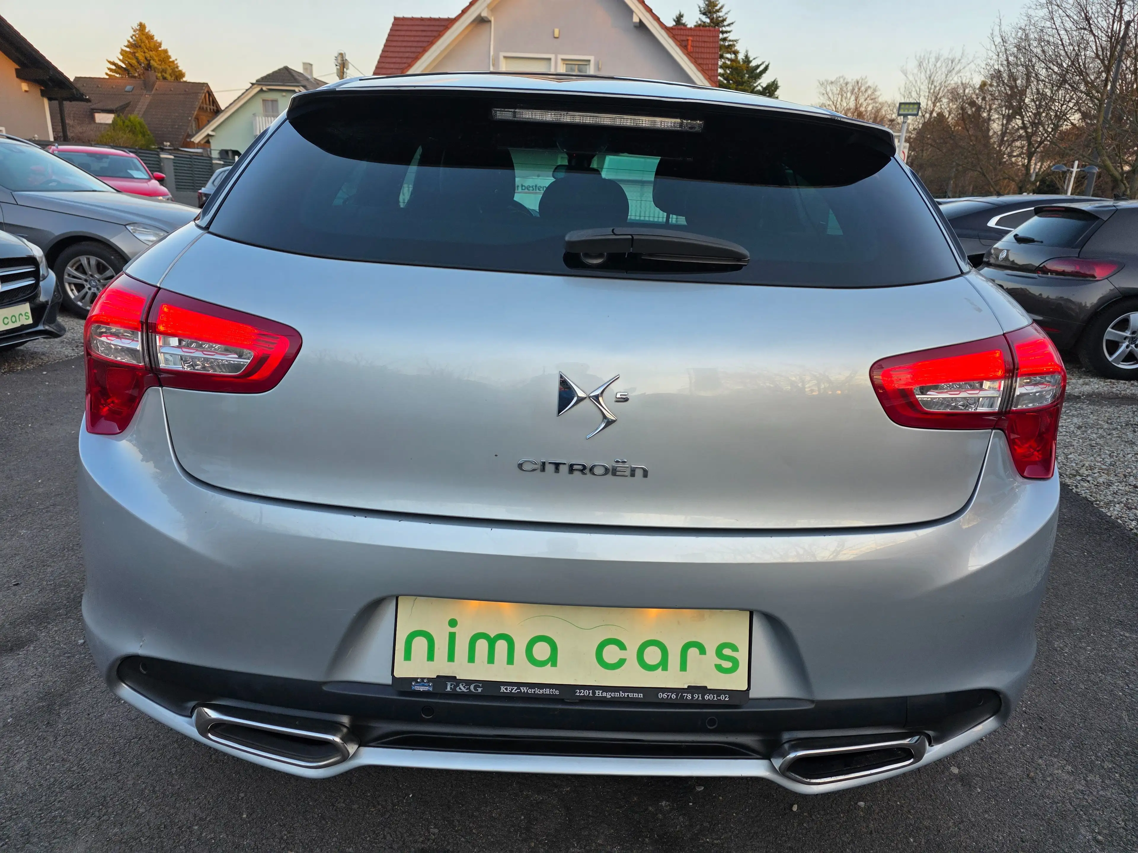Citroen DS5 Automatik / Panoramadach / Pickerl bei Scania — photo 12