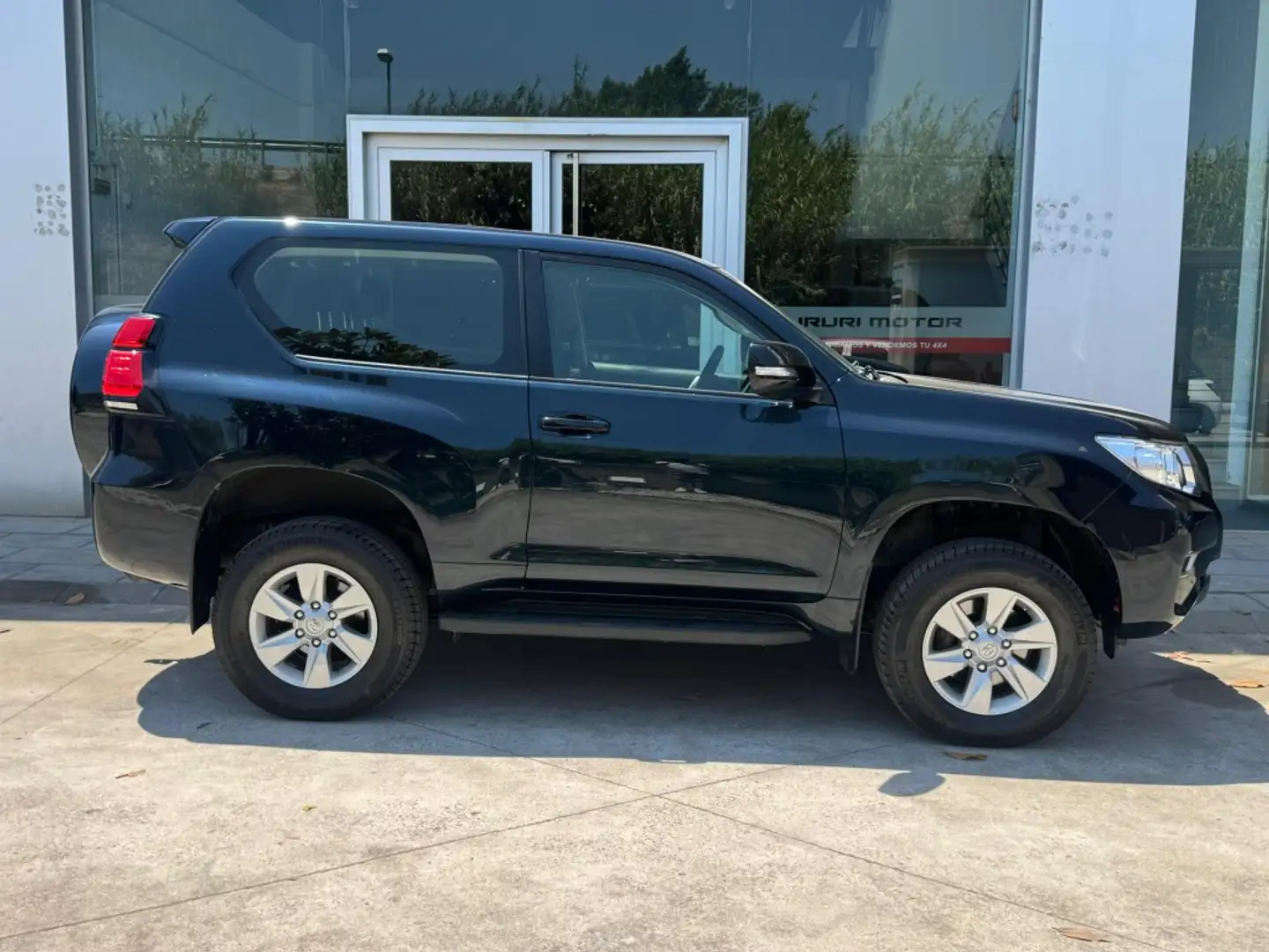 Toyota Land Cruiser D-4D VX Aut. Azul - 1