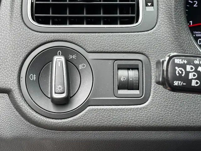Volkswagen Polo view 14